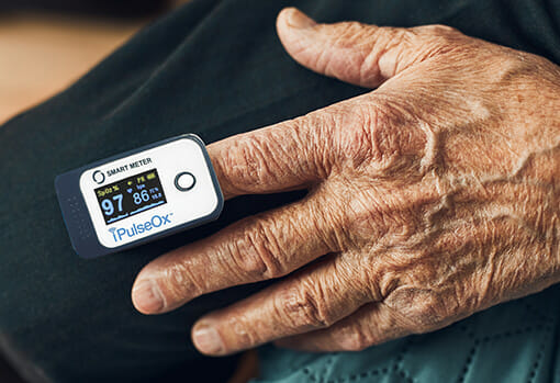 iPulse Ox in use on finger